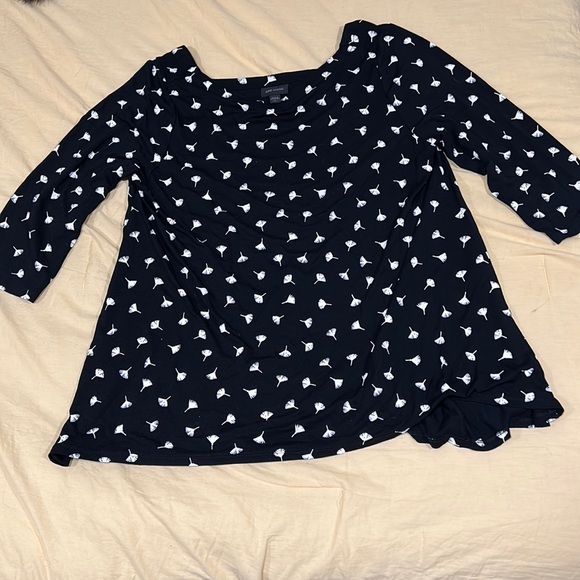 J. Jill Tops - J Jill Wearever Ginko Print Top